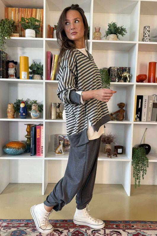 The Sunday Morning Stripe V Slouch Sweatshirt Greys Melange